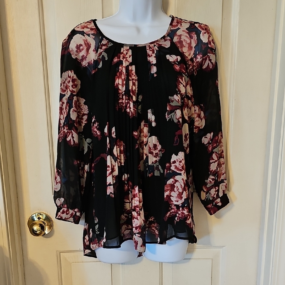Floral Black and Pink Women's Top
